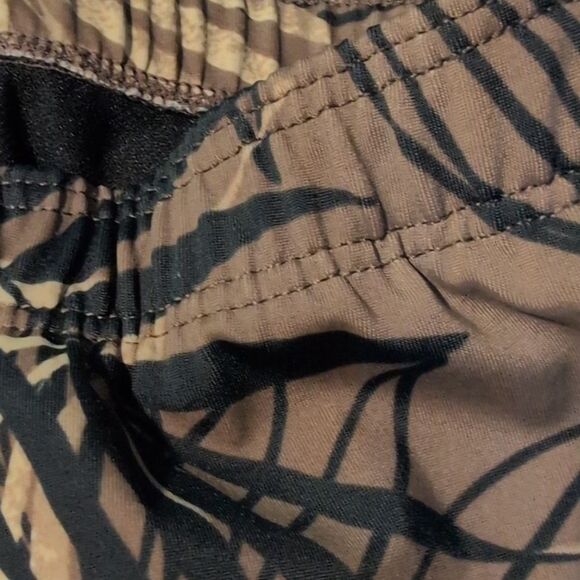 Blair Women's Vintage Brown Leaf Print Swim Shorts Elastic Waist Size 12 - Picture 3 of 4